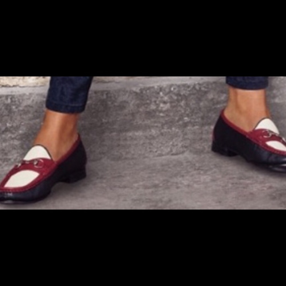 Looking for Shoes size 7